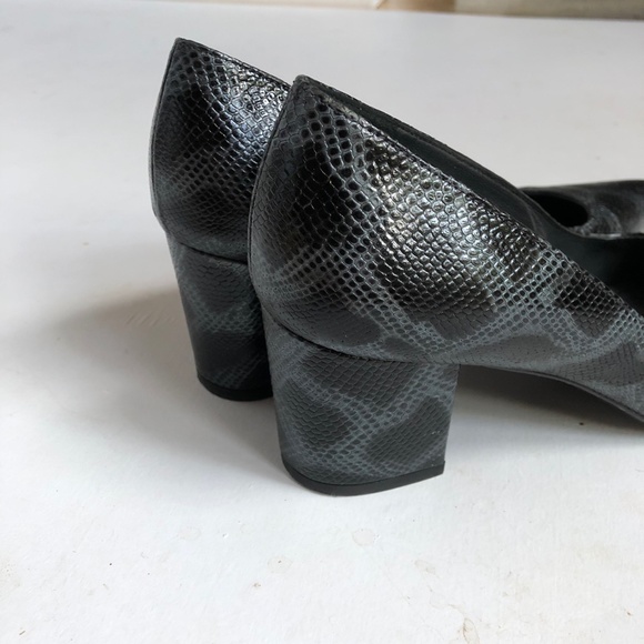 Stuart Weitzman Pointy Toe Snake Print Block Heels - Picture 9 of 11